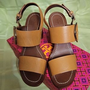Tory Burch leather slingback sandals in tan color and size 5.5